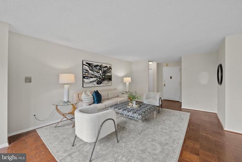 5225 Pooks Hill Rd #910N, Bethesda, MD 20814