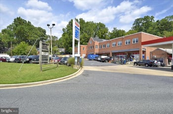 4960 Sentinel Dr #10-406, Bethesda, MD 20816