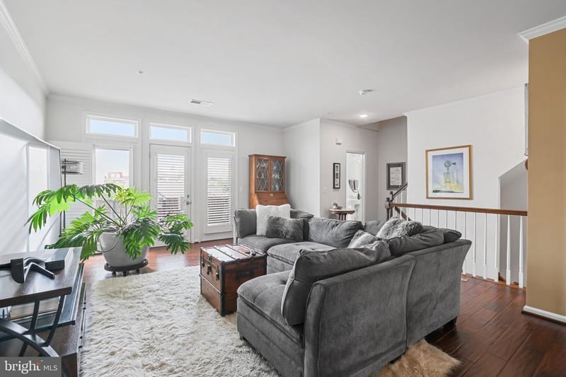 1406 Ribbon Limestone Ter SE, Leesburg, VA 20175
