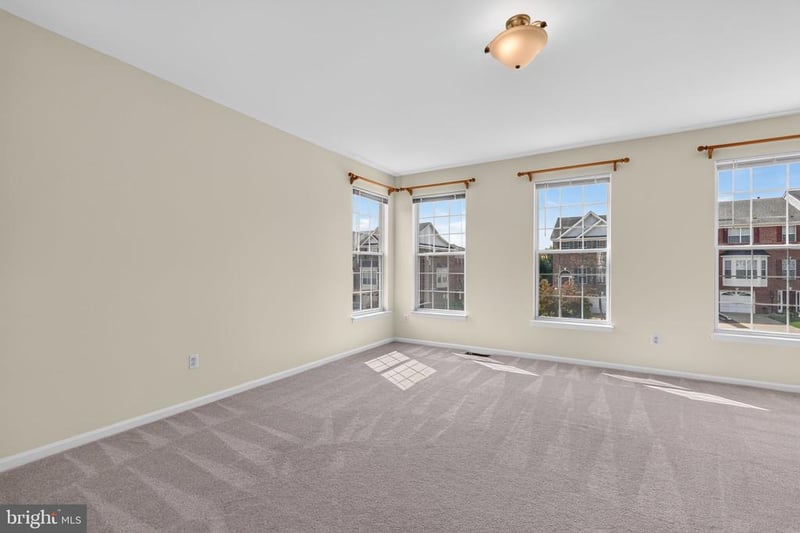 5300 Sandyford St, Alexandria, VA 22315