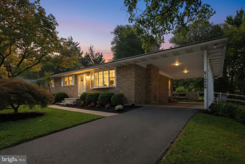10209 Donleigh Dr, Columbia, MD 21046