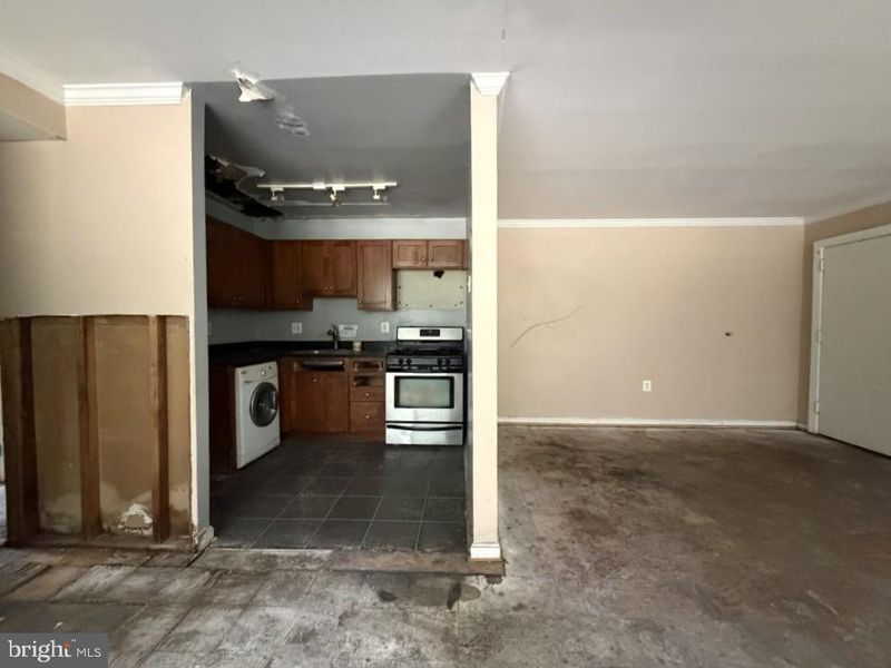 3109 Naylor Rd SE #101, Washington, DC 20020