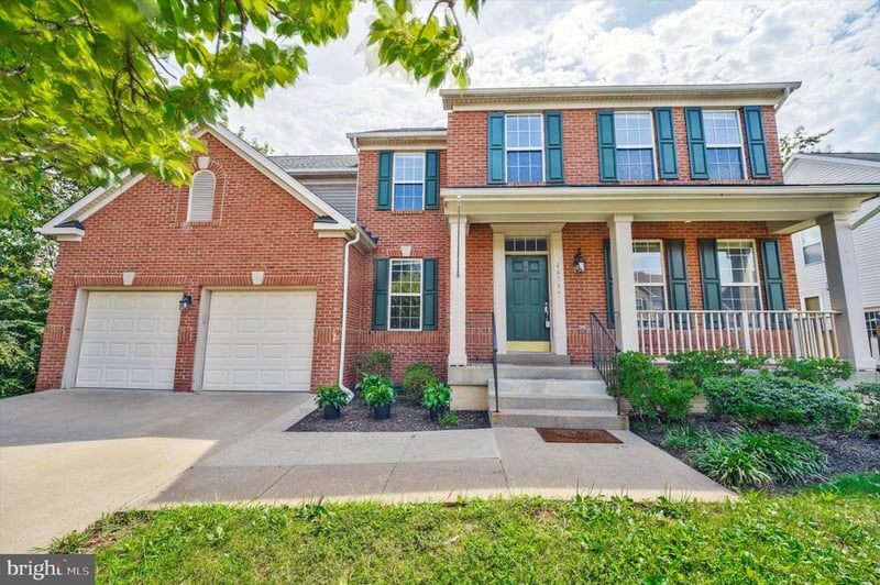 46797 Backwater Dr, Sterling, VA 20164