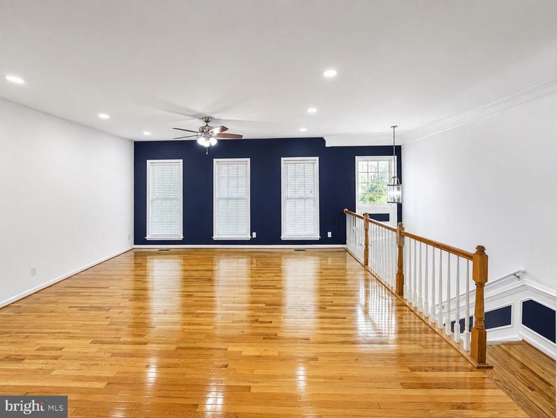 5115 Sapphire Sky Ln, Centreville, VA 20120