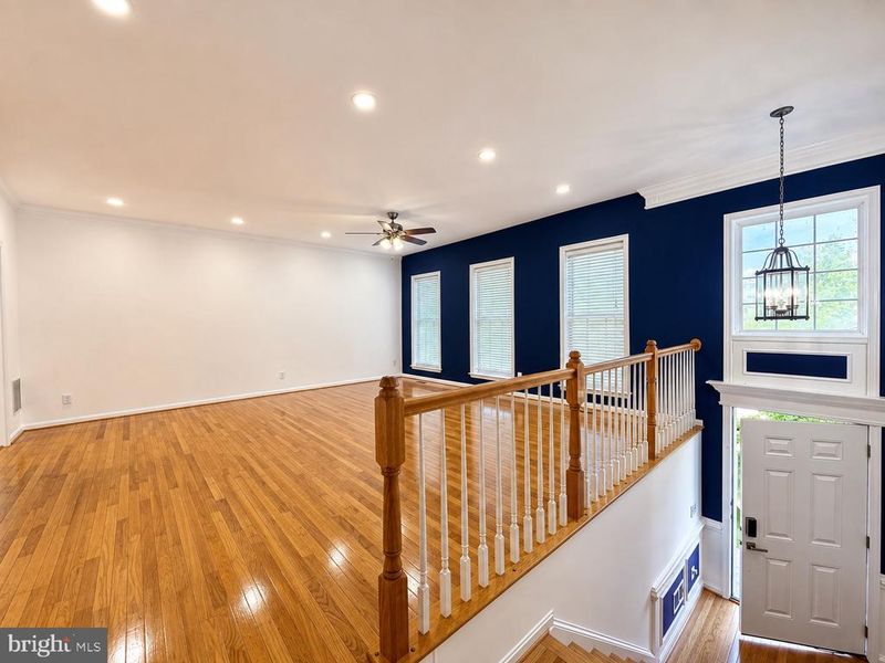 5115 Sapphire Sky Ln, Centreville, VA 20120