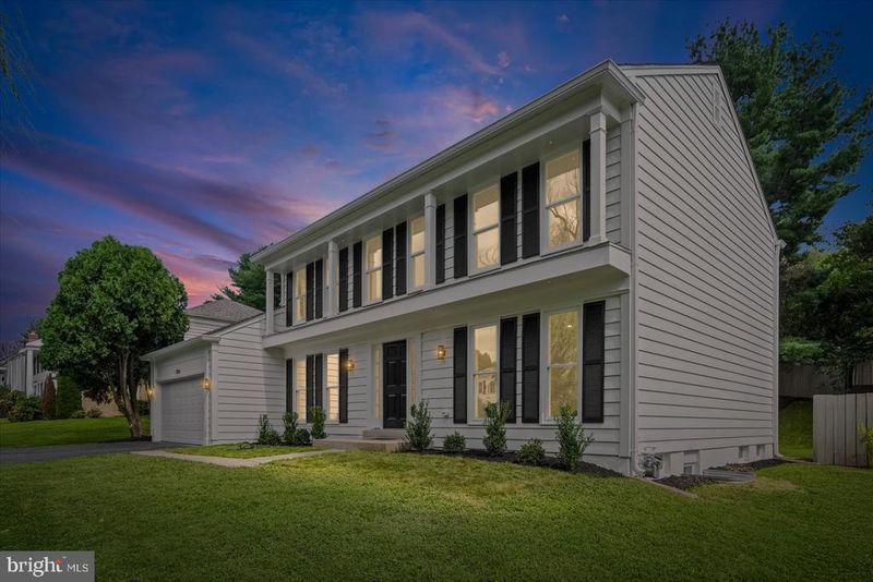 17041 Catalpa Ct, Rockville, MD 20855