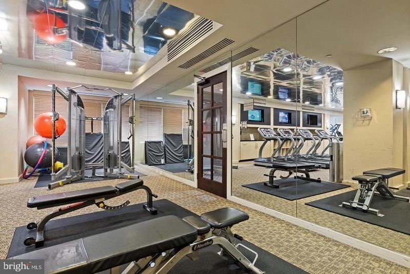 11710 Old Georgetown Rd #1113, North Bethesda, MD 20852