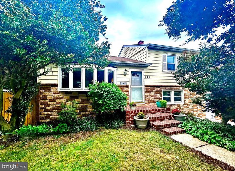 721 Mayo Rd, Glen Burnie, MD 21061