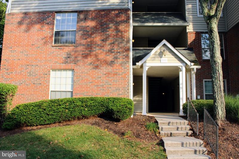12152 Penderview Ter #1303, Fairfax, VA 22033