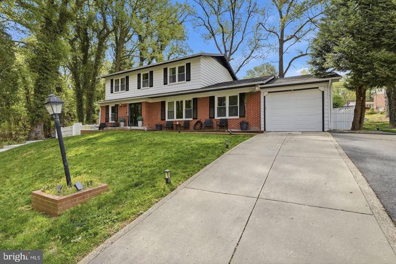 4701 Weldon Dr, Temple Hills, MD 20748
