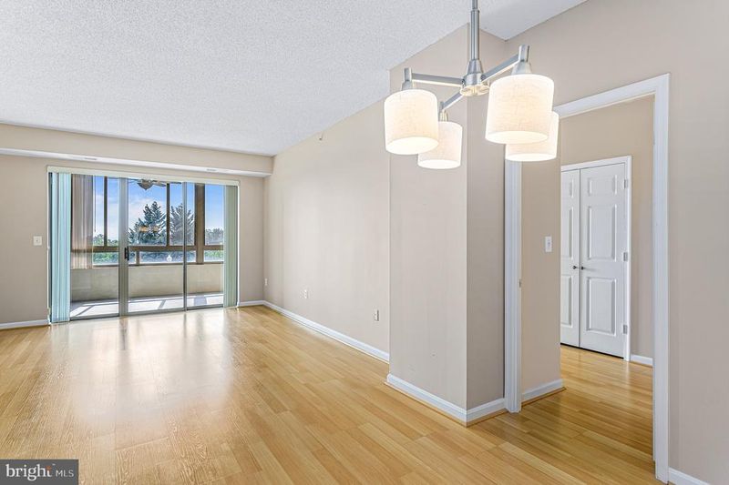 19365 Cypress Ridge Ter #114, Leesburg, VA 20176