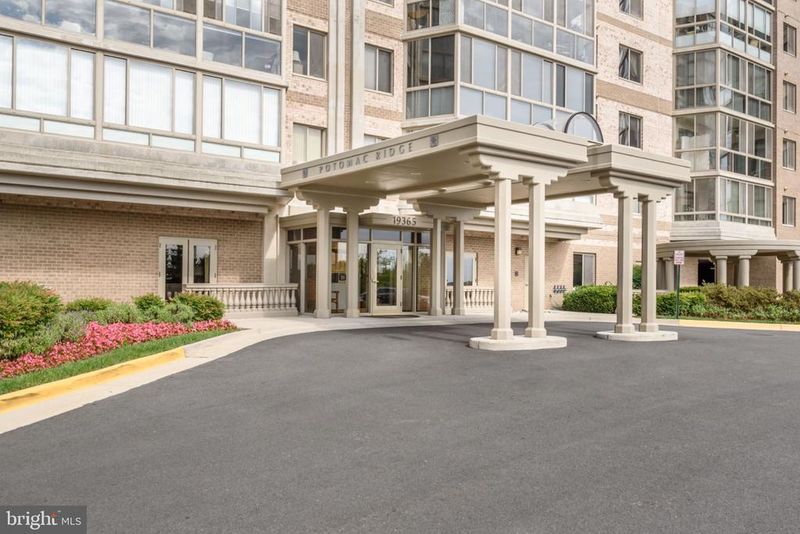 19365 Cypress Ridge Ter #114, Leesburg, VA 20176