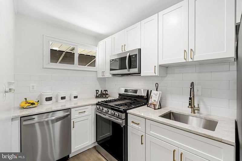 7605 Normandy Rd, Landover, MD 20785