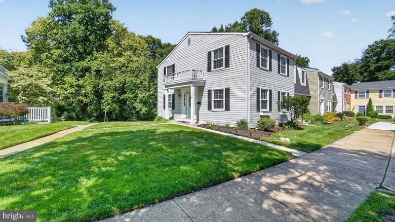 1715 Walleye Dr, Crofton, MD 21114