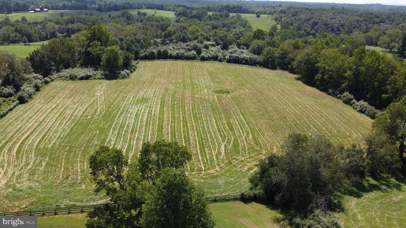 20280 Shelburne Glebe Rd, Purcellville, VA 20132