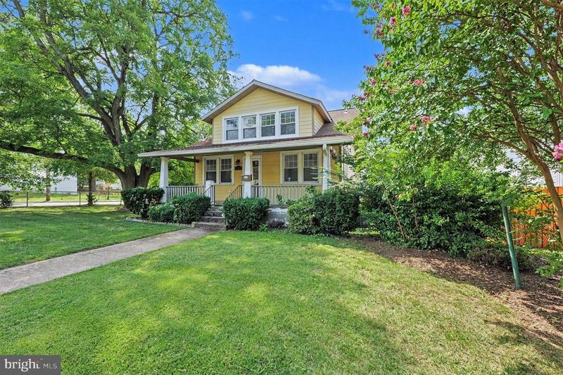 3047 Douglas St NE, Washington, DC 20018