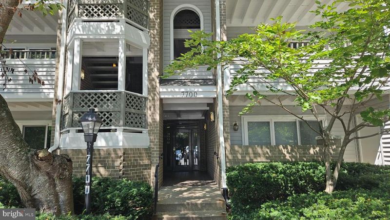 7700 Lafayette Forest Dr #22, Annandale, VA 22003