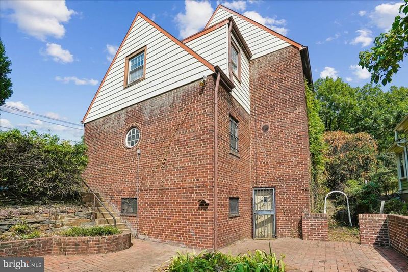 3633 13th St NE, Washington, DC 20017