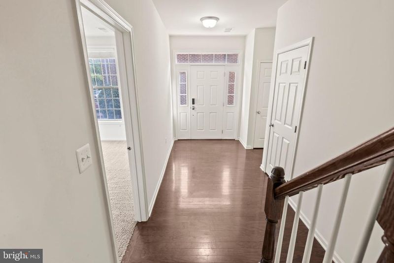 22615 Norwalk Sq, Ashburn, VA 20148