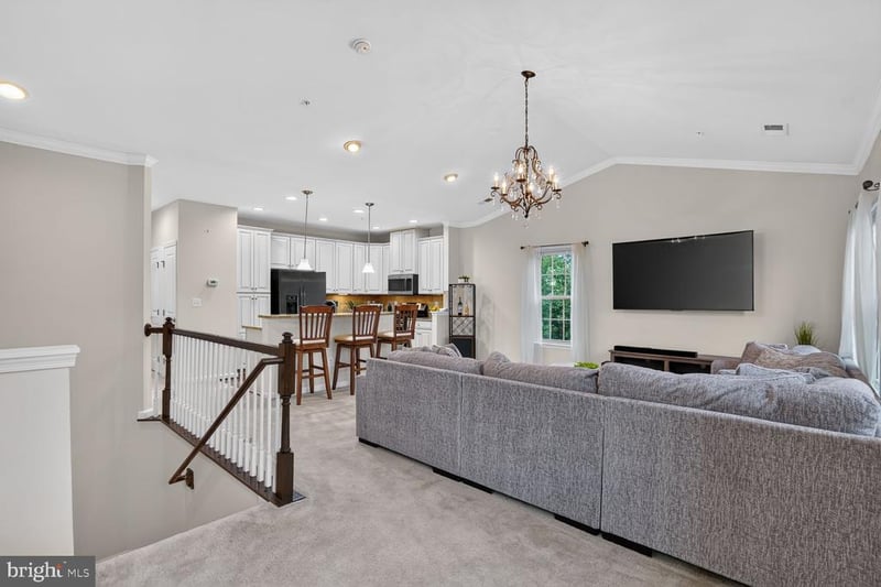 42284 Tackroom Ter, Aldie, VA 20105