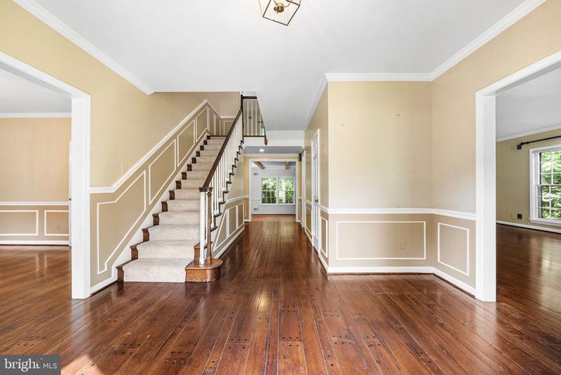 1160 Old Gate Ct, Mclean, VA 22102