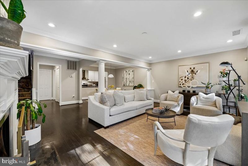 3263 Sutton Pl NW #C, Washington, DC 20016