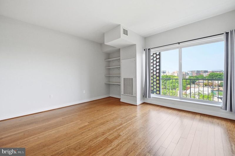 800 4th St SW #S821, Washington, DC 20024