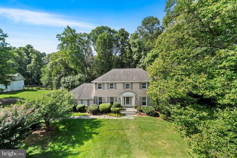 1160 Old Gate Ct, Mclean, VA 22102