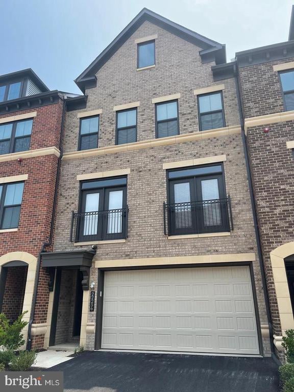 22256 Cornerstone Crossing Ter, Ashburn, VA 20148
