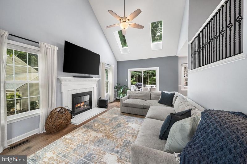 9113 Northedge Dr, Springfield, VA 22153