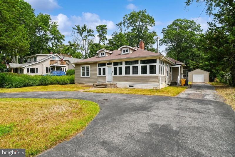 3545 Newport Ave, Annapolis, MD 21403