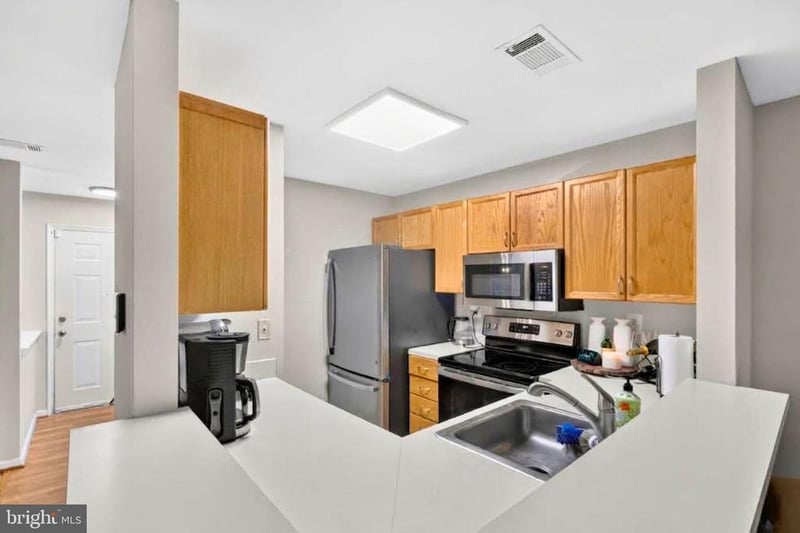 10925 Postern Ct, Manassas, VA 20109