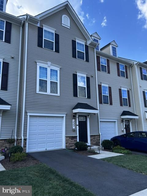 337 Pemberton Park Ln, Frederick, MD 21703