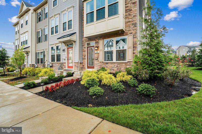174 Bethlehem Pl, Brooklyn Park, MD 21225