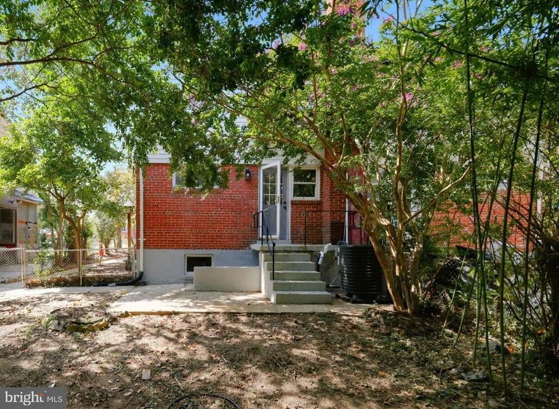 7429 25th Ave, Hyattsville, MD 20783