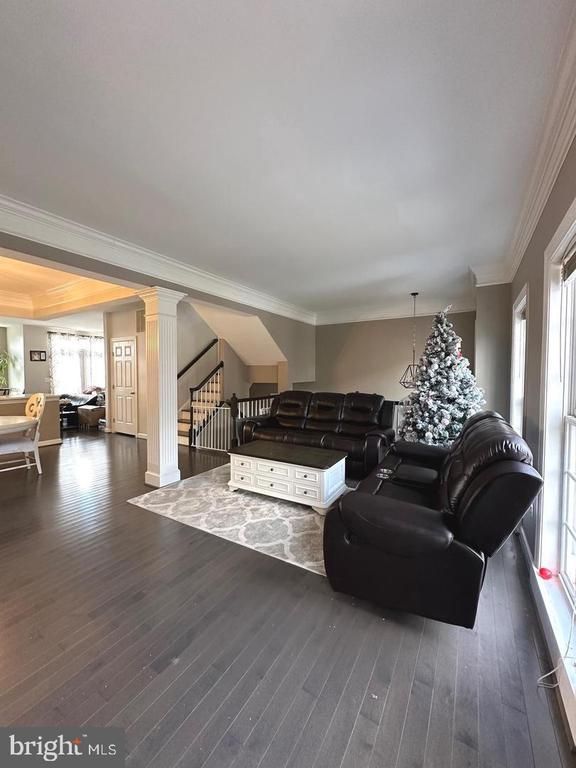 8441 Kirby Lionsdale Dr, Lorton, VA 22079