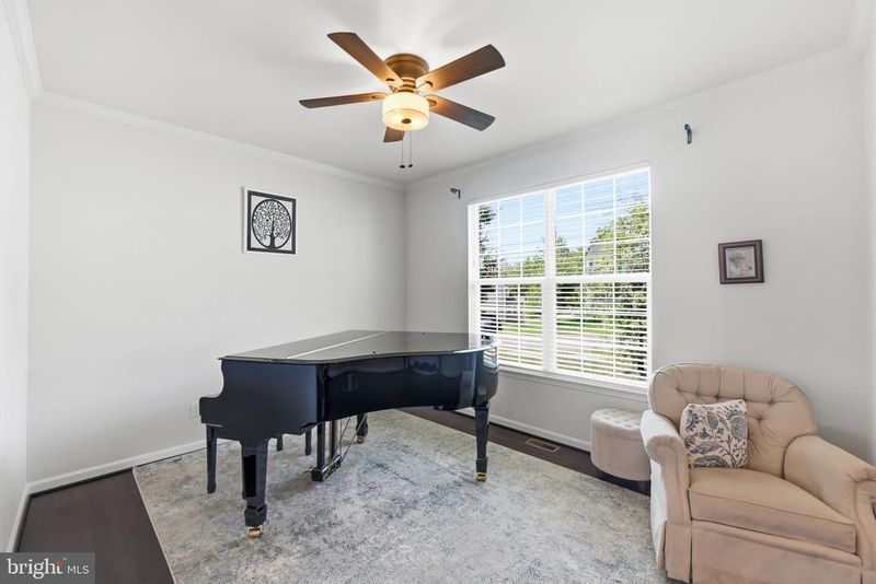 104 Slusher Ct, Fredericksburg, VA 22405