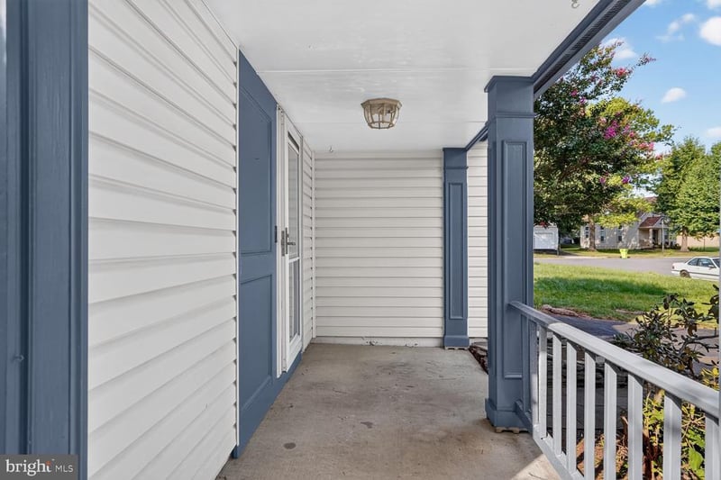 3414 Doe Run Ct, Oak Hill, VA 20171
