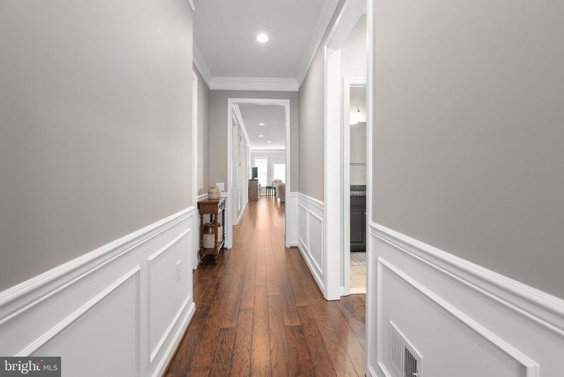 128 Castle Hill Dr, Fredericksburg, VA 22406