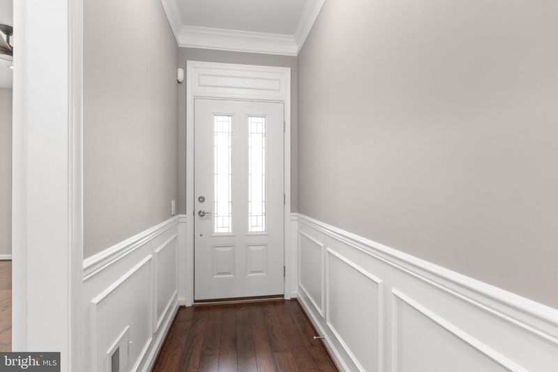 128 Castle Hill Dr, Fredericksburg, VA 22406