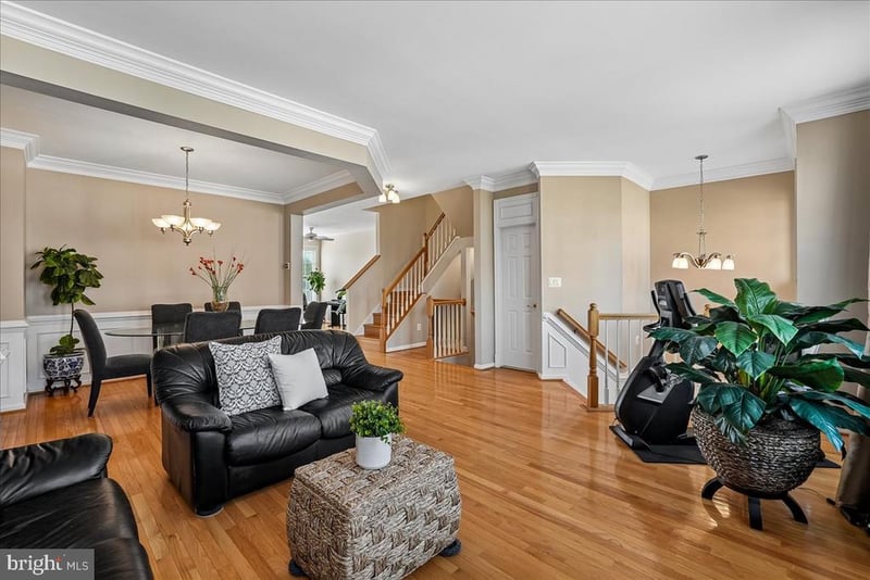 846 Valemount Ter NE, Leesburg, VA 20176