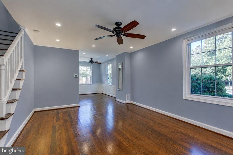 4658 34th, Arlington, VA 22206