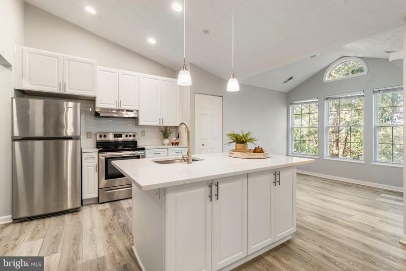 700 Orchard Overlook #302, Odenton, MD 21113