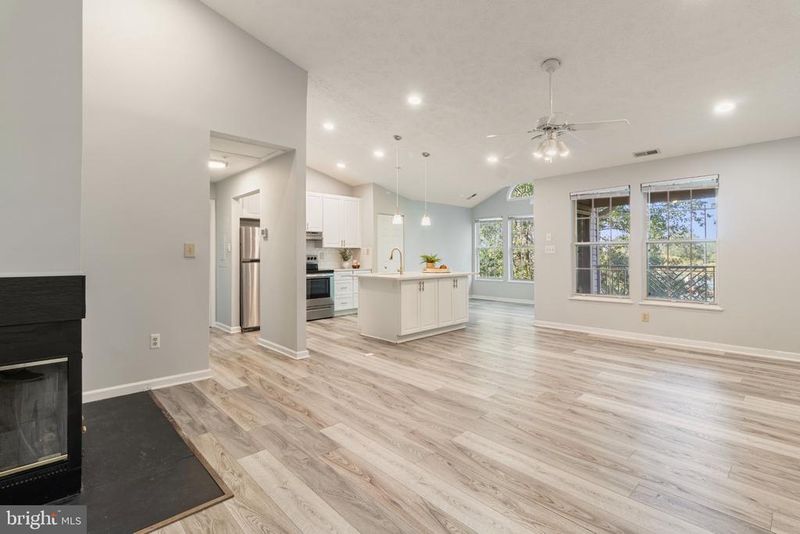 700 Orchard Overlook #302, Odenton, MD 21113