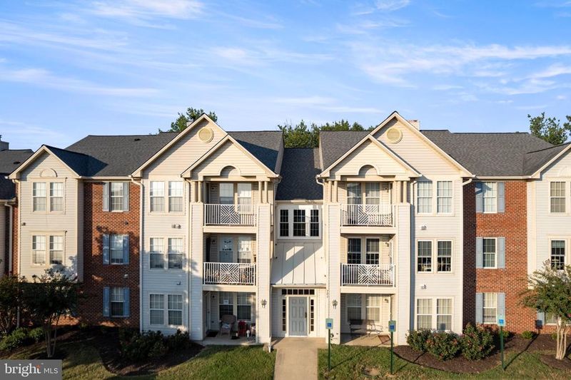 700 Orchard Overlook #302, Odenton, MD 21113