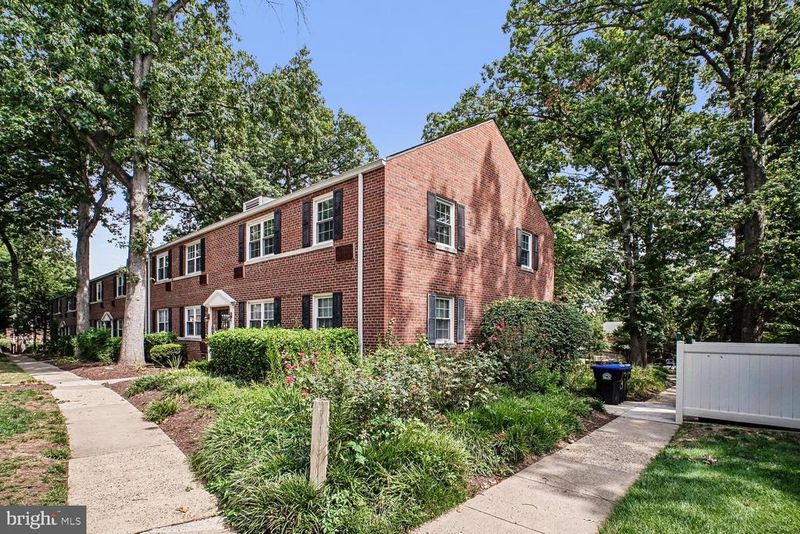 4312 2nd Rd N #2, Arlington, VA 22203