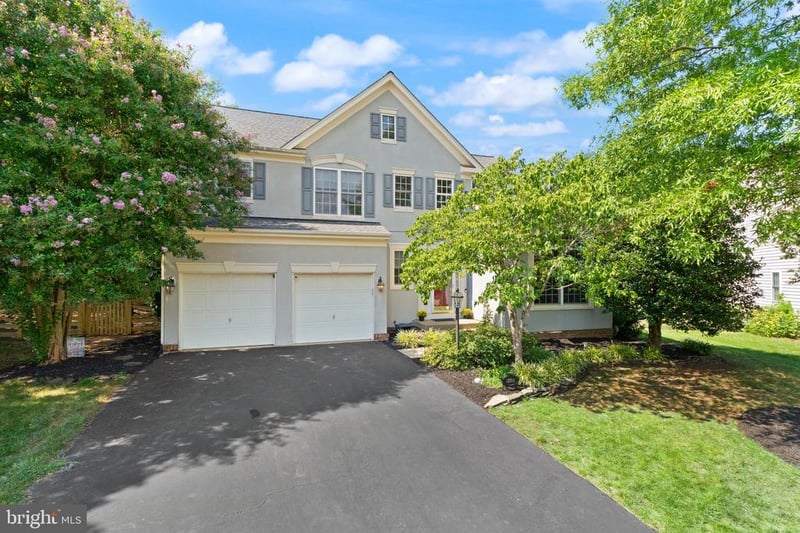 12704 Camden Park Ct, Bristow, VA 20136