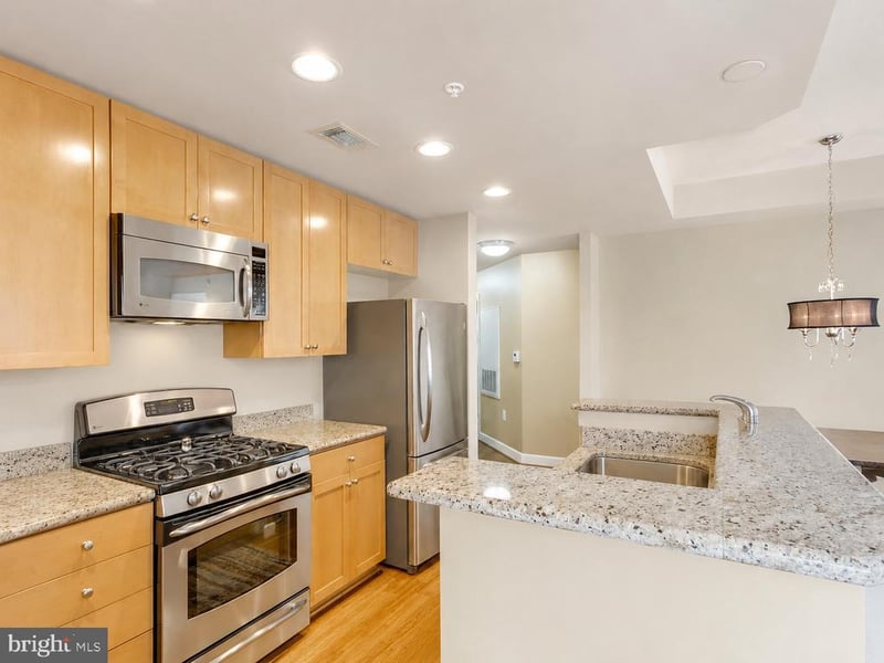 3650 S Glebe Rd #443, Arlington, VA 22202