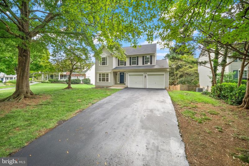 406 Georgetown Ct NE, Leesburg, VA 20176