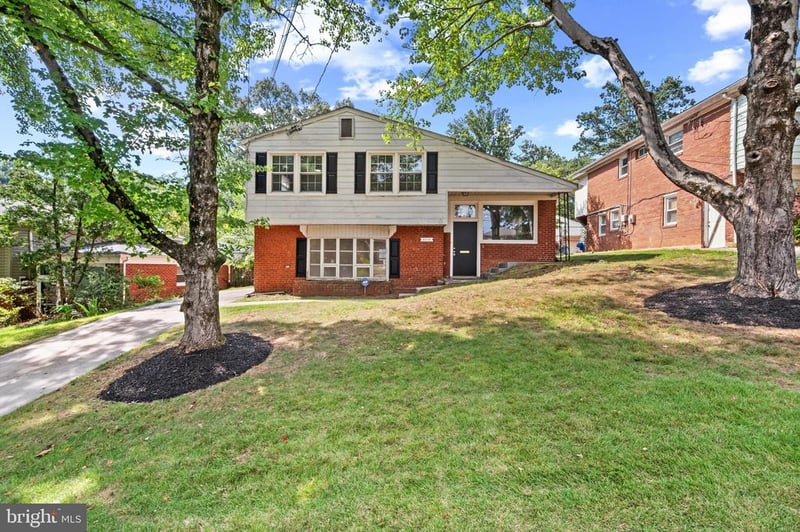 7510 Dundalk Rd, Takoma Park, MD 20912